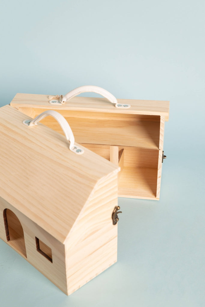 Holdie Barn - Blickenstaffs Toy Store