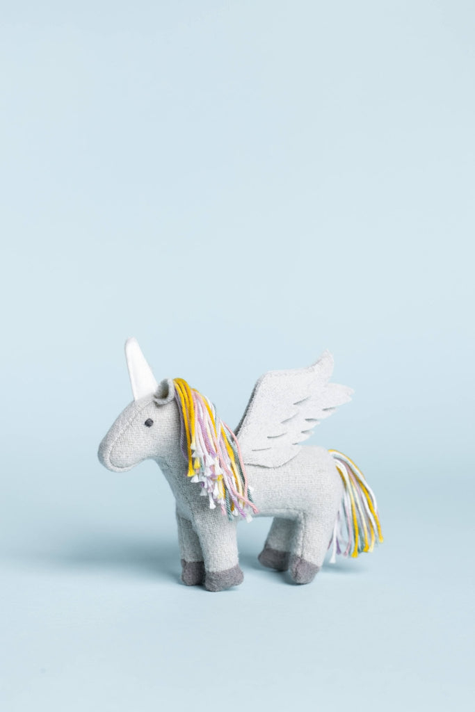 Holdie Folk Magical Creatures - Blickenstaffs Toy Store