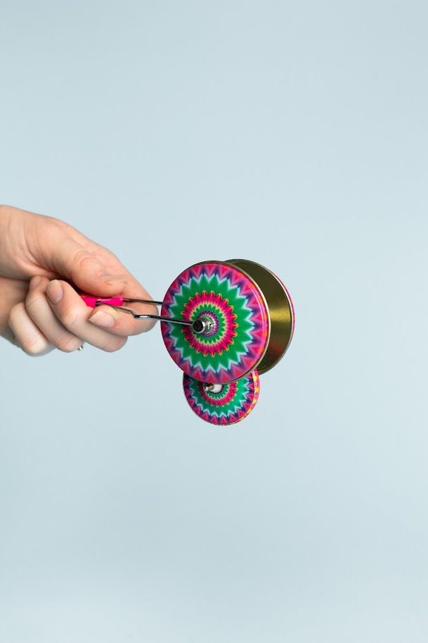 Jippi Throwing Magnetic Tin Top - Blickenstaffs Toy Store