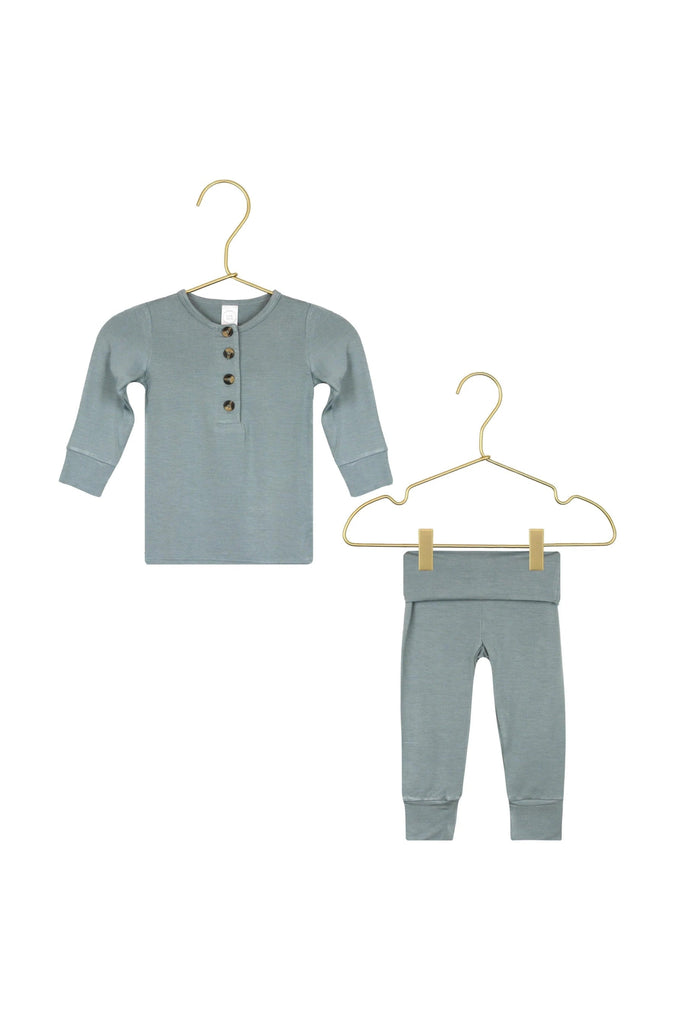 Leo Infant Clothing - Blickenstaffs Toy Store