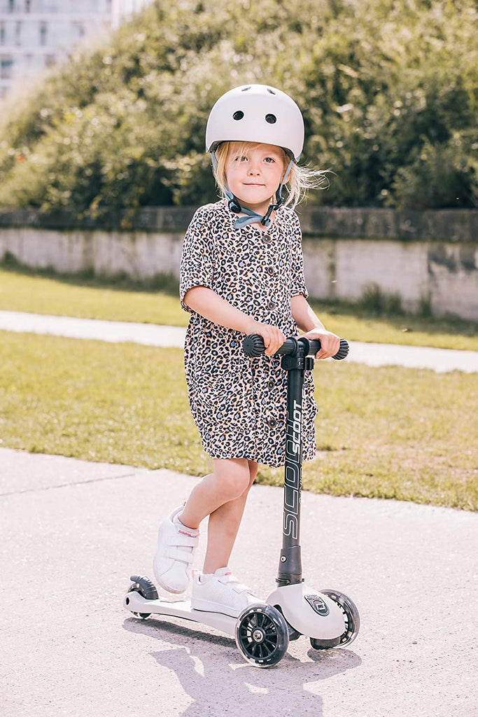 Scoot and Ride Standing Scooter Highwaykick 3 - Blickenstaffs Toy Store